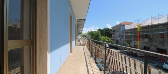 3 Schlafzimmer Wohnung in Pescara, Italy, Nr. 264602 10