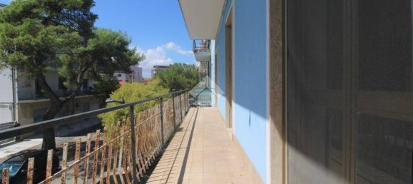 3 Schlafzimmer Wohnung in Pescara, Italy, Nr. 264602 9