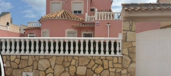 Casa de 5 dormitorios en Alicante, Spain No. 187937 10