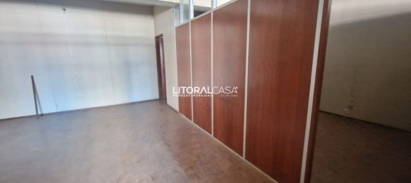 530m² Office in Aveiro, Portugal No. 104430 2
