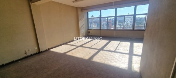 530m² Office in Aveiro, Portugal No. 104430 29