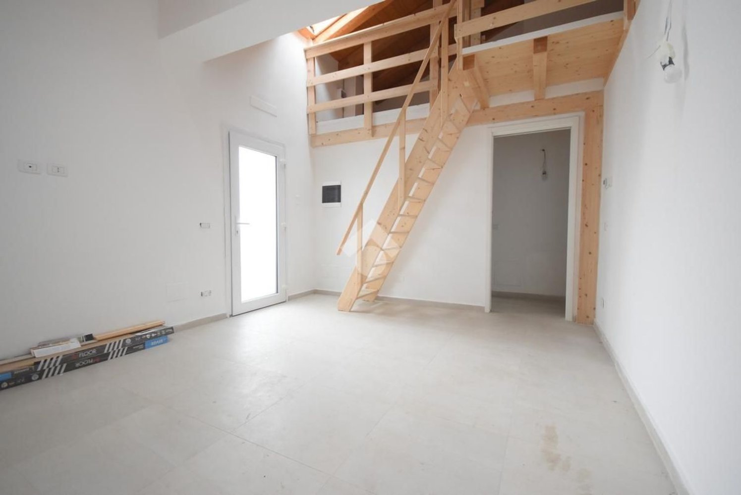 2 غرف نوم شقة في Seregno, Italy رقم 362205