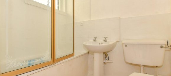 2 bedrooms Apartment in Walthamstow, United Kingdom No. 4043 15