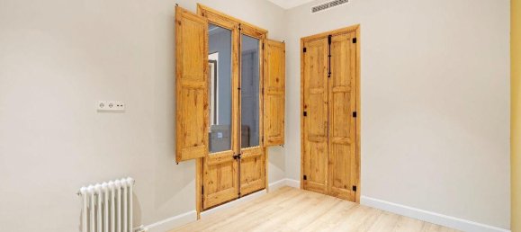 3 Schlafzimmer Wohnung in Ciutat Vella, Spain, Nr. 85832 12