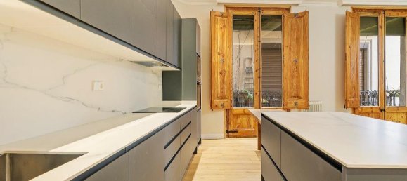 3 Schlafzimmer Wohnung in Ciutat Vella, Spain, Nr. 85832 7