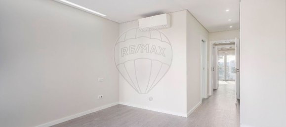 Lagerhaus in Odivelas, Portugal 211m², Nr. 64221 80