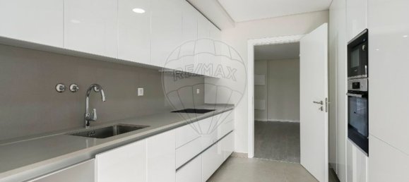 Lagerhaus in Odivelas, Portugal 211m², Nr. 64221 24