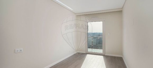 Lagerhaus in Odivelas, Portugal 211m², Nr. 64221 31