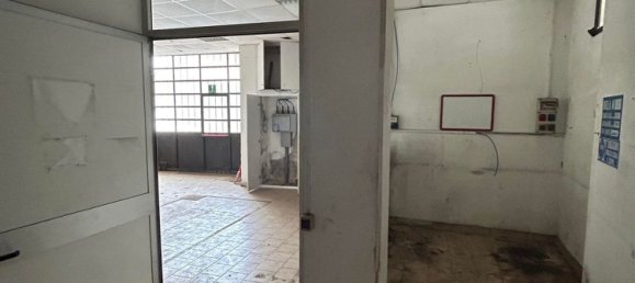 Almacén en Varese, Italy 678 m² No. 208545 17