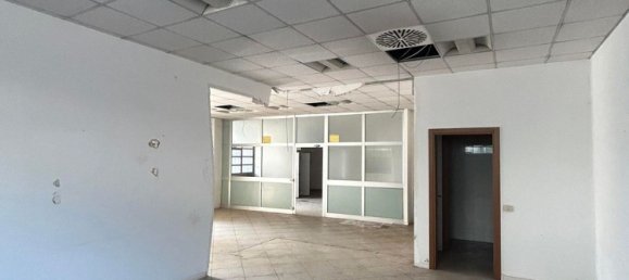 Almacén en Varese, Italy 678 m² No. 208545 9