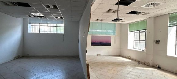 Almacén en Varese, Italy 678 m² No. 208545 8