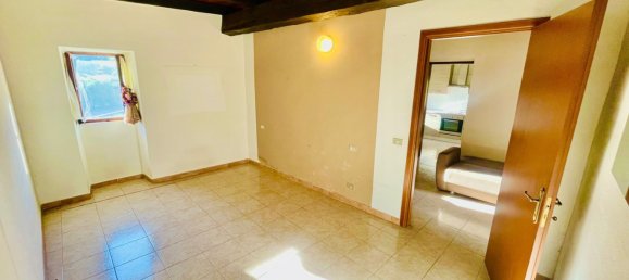 5 bedrooms House in Corte Brugnatella, Italy No. 340440 14