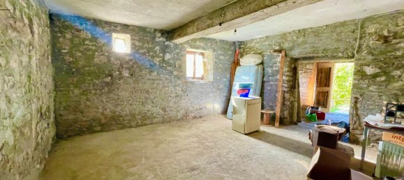 5 bedrooms House in Corte Brugnatella, Italy No. 340440 23