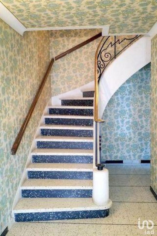 4 bedrooms House in Carcassonne, France No. 23255