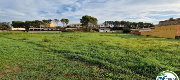 400m² Land in Garriguella, Spain No. 73545 8