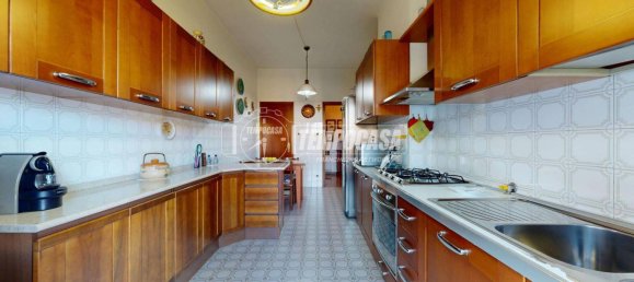 Квартира с 2 спальнями в Болонья, Италия № 106405 16