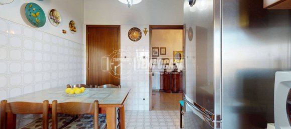 Квартира с 2 спальнями в Болонья, Италия № 106405 14