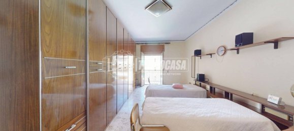 2 bedrooms Apartment in Casoria, Italy No. 286975 9