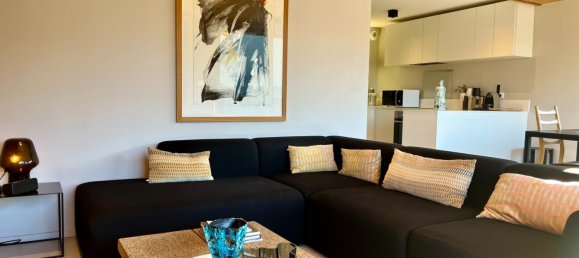 3 bedrooms Apartment in Les Belleville, France No. 1037 4