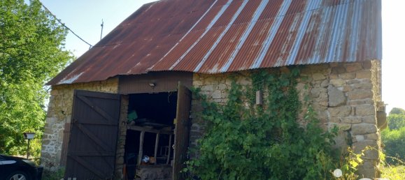 2 bedrooms House in Saint-Pierre-des-Nids, France No. 303569 5