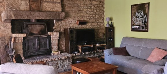 2 bedrooms House in Saint-Pierre-des-Nids, France No. 303569 11