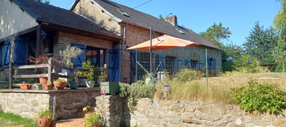 2 bedrooms House in Saint-Pierre-des-Nids, France No. 303569 2