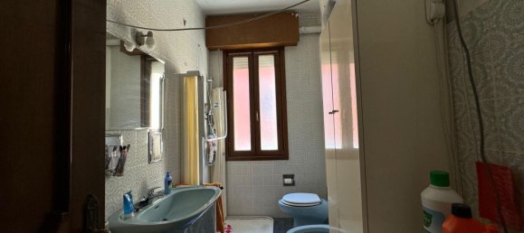 5غرفة شقة في Bologna, Italy رقم 18433 17