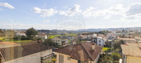 3 bedrooms Apartment in Felgueiras, Portugal No. 81604 3