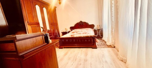 3 bedrooms House in Valdilana, Italy No. 355613 3