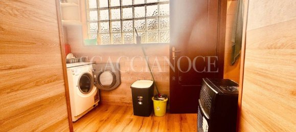 3 bedrooms House in Valdilana, Italy No. 355613 8