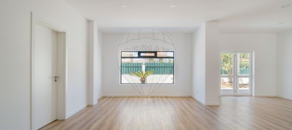 9 chambres Maison à Seixal, Portugal No. 174701 8