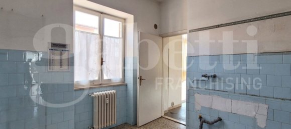 4 rooms Apartment in San Benedetto del Tronto, Italy No. 304477 4