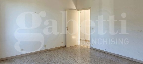 4 rooms Apartment in San Benedetto del Tronto, Italy No. 304477 9