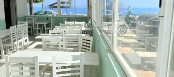 Propriété commerciale à Rincon de la Victoria, Spain 175m² No. 148965 3