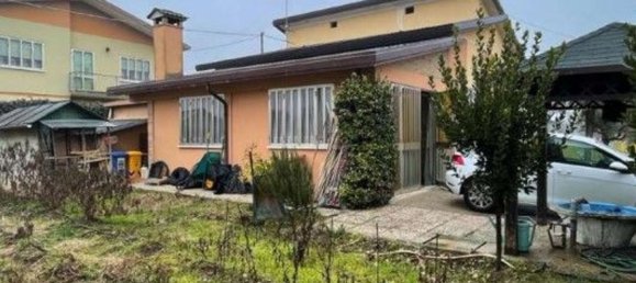 3غرفة منزل في Carbonera, Italy رقم 58201 3