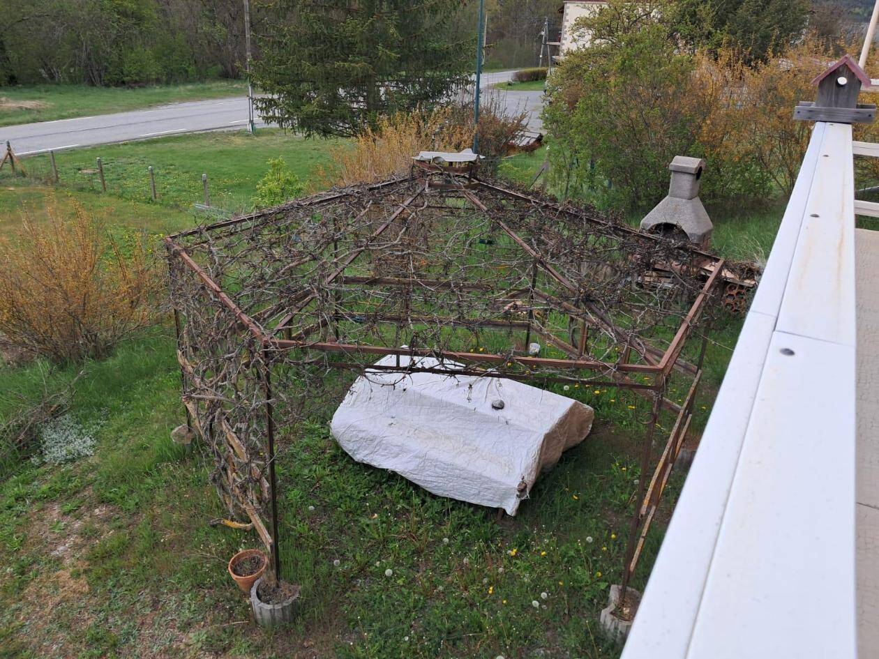 5 bedrooms House in Selonnet, France No. 329317