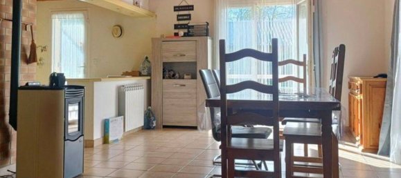 5 bedrooms House in Selonnet, France No. 329317 3