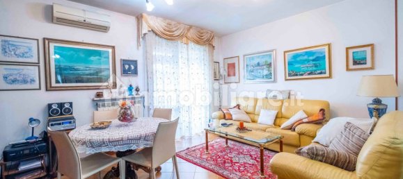 2 غرف نوم شقة في Novara, Italy رقم 365130 4