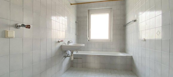 4 rooms Apartment in Wels, Austria No. 230040 8