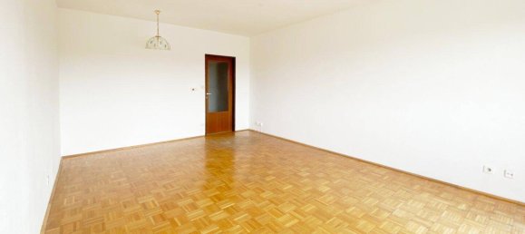4 rooms Apartment in Wels, Austria No. 230040 2