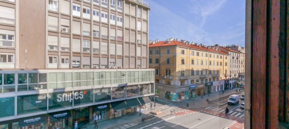 2 bedrooms Apartment in Milan, Italy No. 242030 19