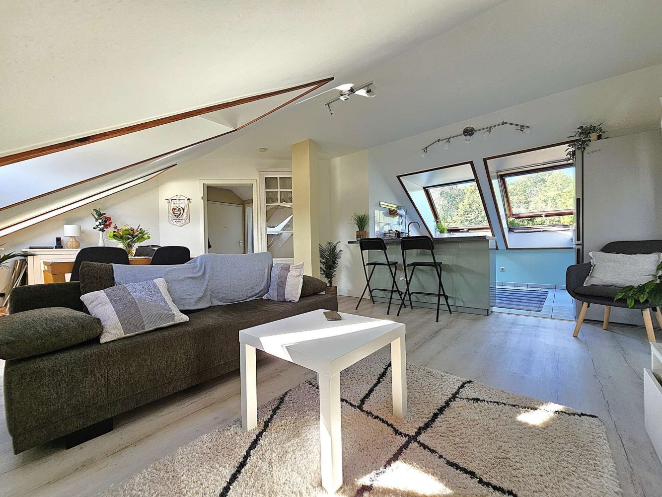 Apartamento de 2 habitaciónes en Esslingen, Germany No. 234707