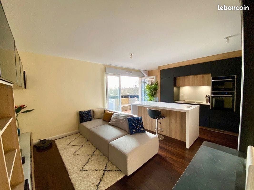 1 bedroom Apartment in Savigny-le-Temple, France No. 324682