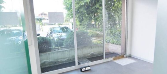 4-Zimmer Gewerbliche Immobilie in Rescaldina, Italy, Nr. 56682 12