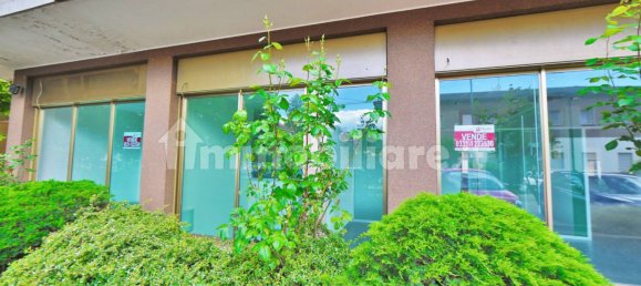 4-Zimmer Gewerbliche Immobilie in Rescaldina, Italy, Nr. 56682 4