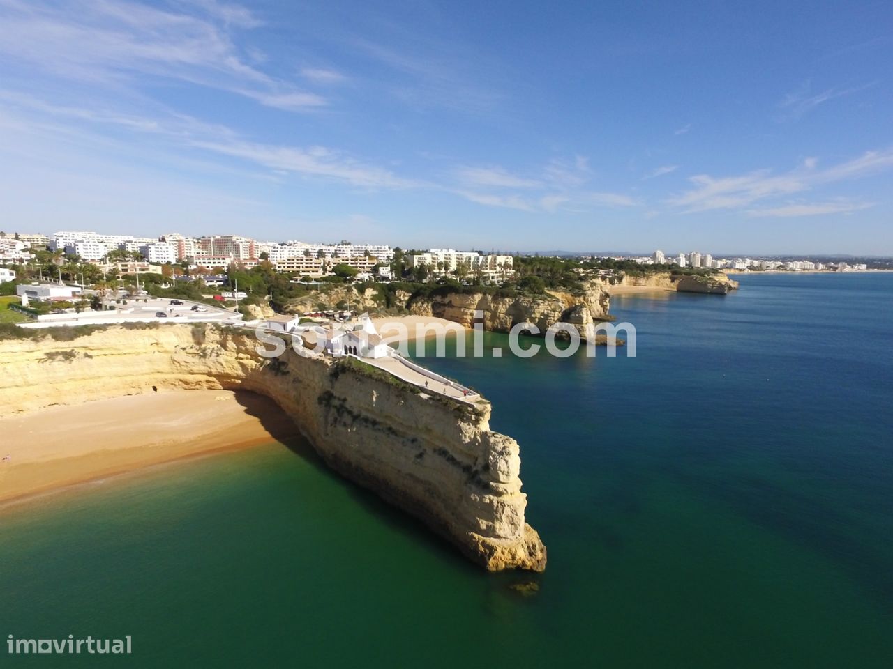 4 bedrooms House in Porches, Portugal No. 97747