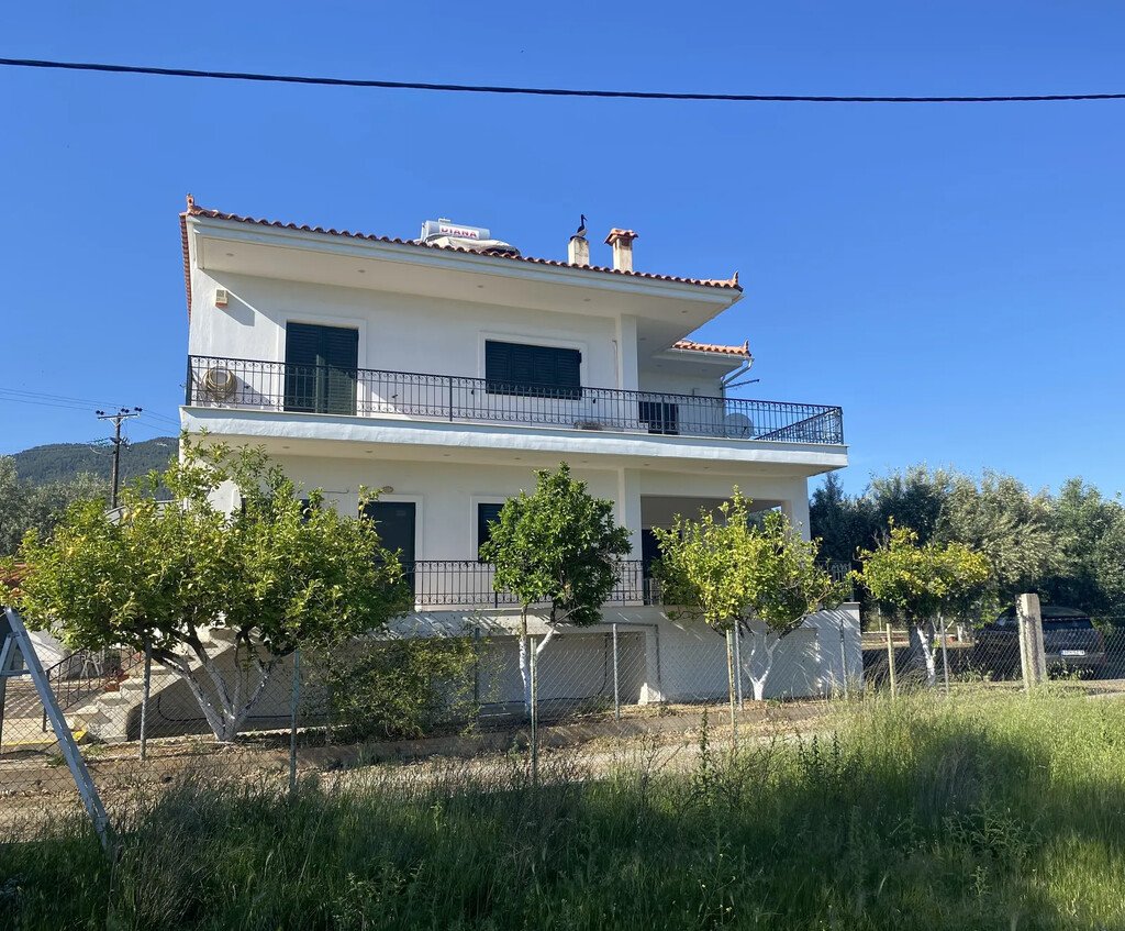  منزل في Euboea, Greece 150متر مربع رقم 92696