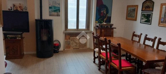 Casa de 4 divisões em Rozzano, Italy N.º 24821 10