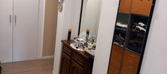 Casa de 4 divisões em Rozzano, Italy N.º 24821 19