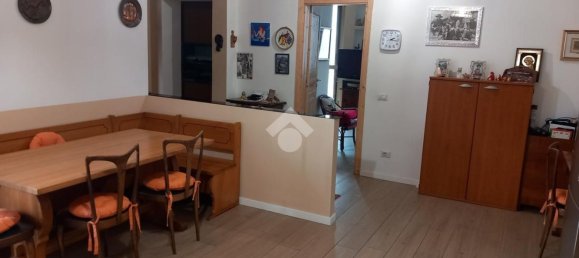 Casa de 4 divisões em Rozzano, Italy N.º 24821 7